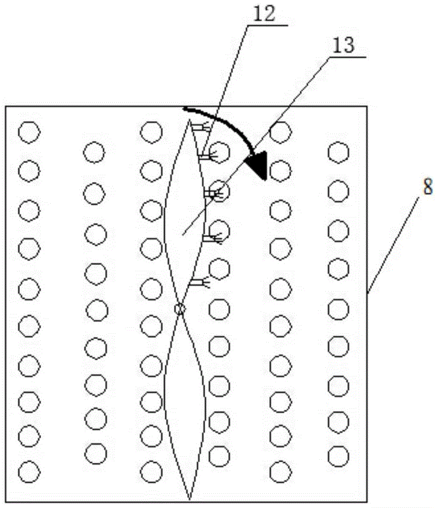 Evaporative cooling chiller with rotating water distribution