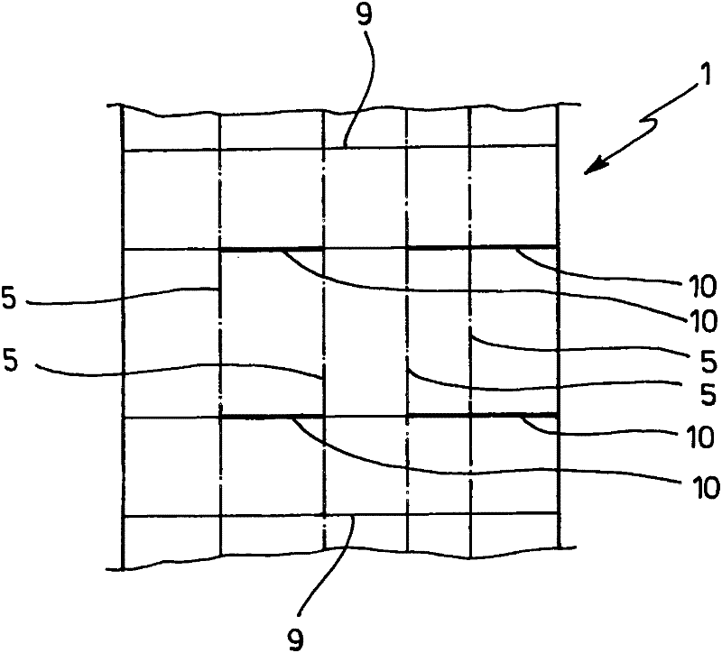 Method and apparatus for producing container-shaped composite packaging