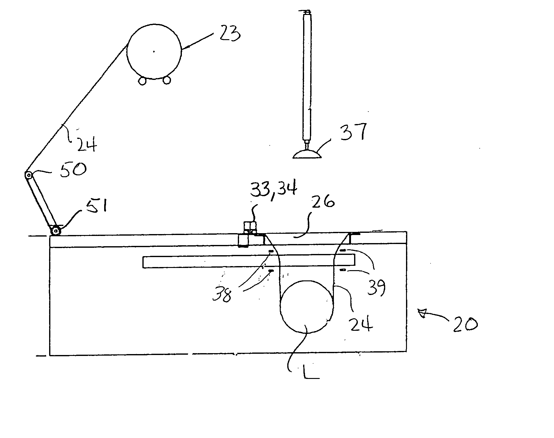 Apparatus and method for stretch-wrapping articles