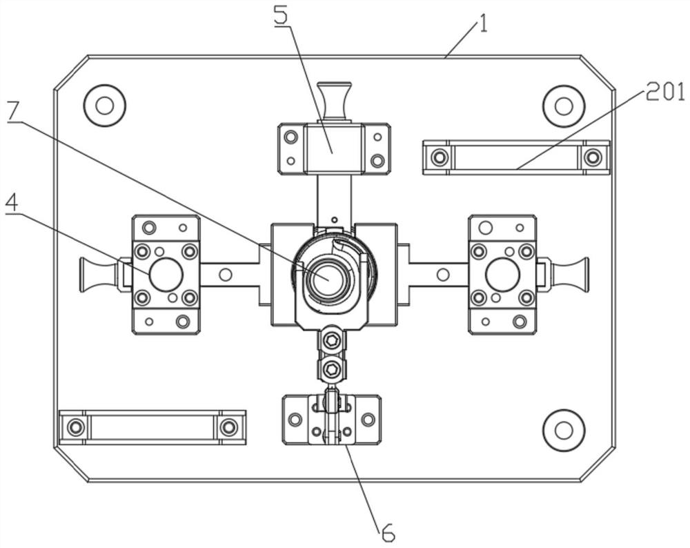 Automobile oil head pipe testing fixture and use method thereof