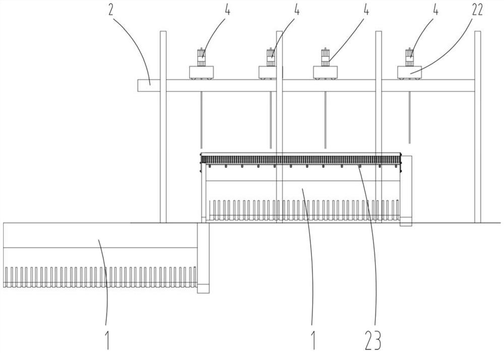 Sinking construction device for underground building with on-site construction bottom and fabricated top