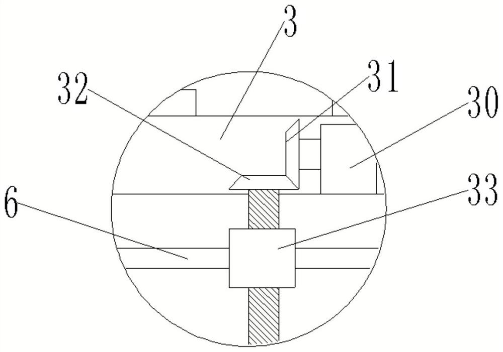 Efficient and energy-saving granulating device for biological feed