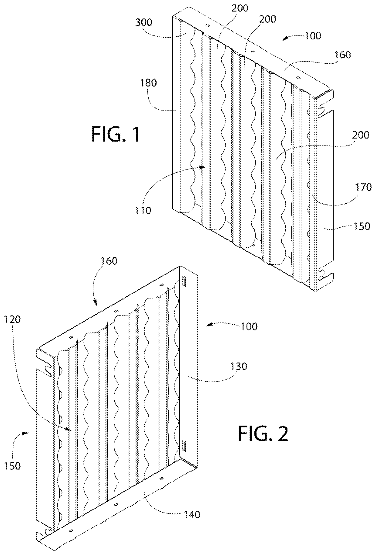 Feathered baffle filter