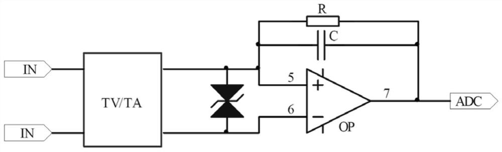 Alternating current voltage and current multiplexing acquisition method and system free of secondary calibration
