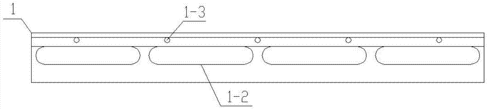 A bonding device for bus bars