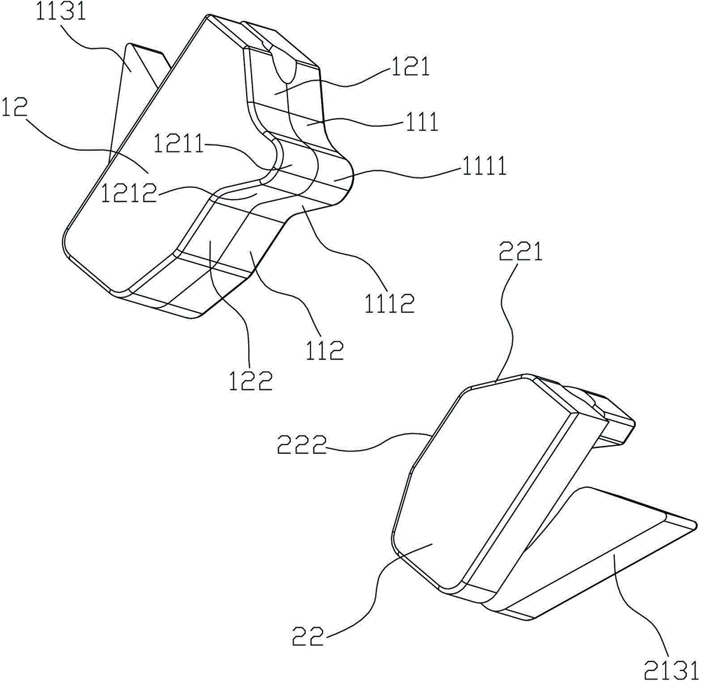 Upper stopper assembly with freely-replaceable pull head