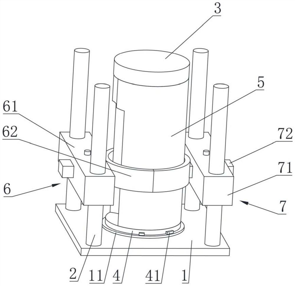 Tooling and method for connecting rigid heat protection layer to non-enclosed equal-diameter revolving cabin section