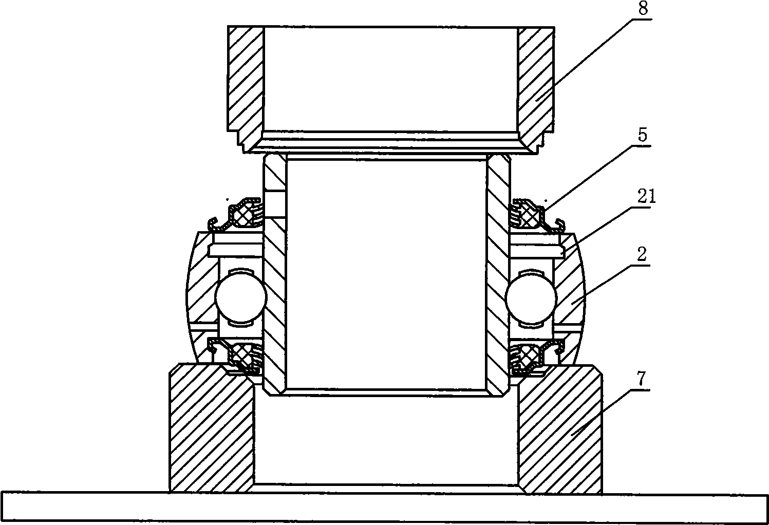 Insert bearing with tooth-shaped sealing cover