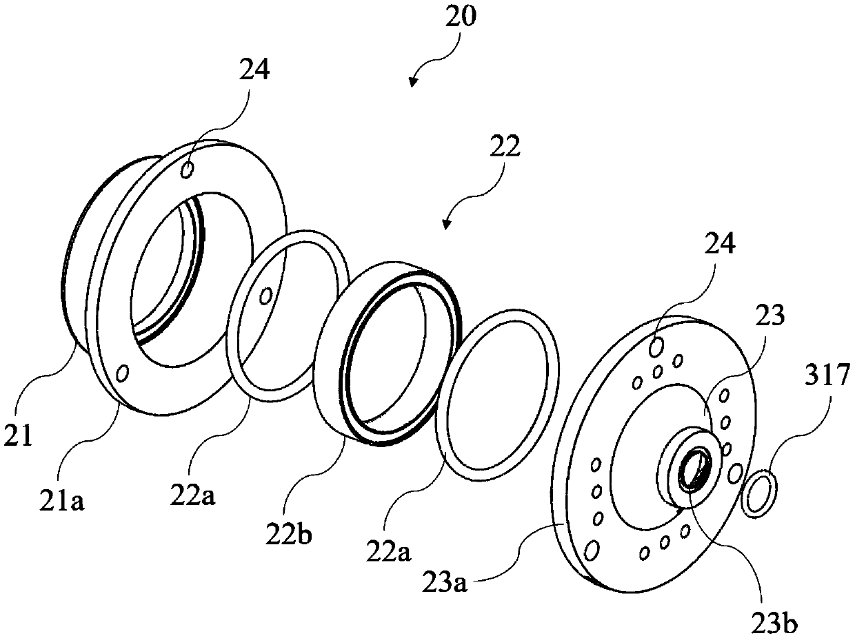 Asymmetric heat conducting flow passage based tar cooling and collecting device