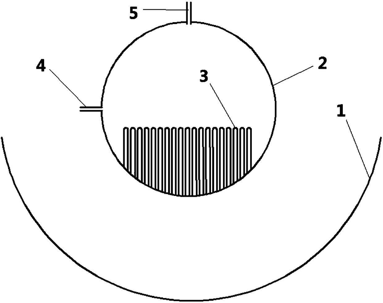 Communicating pipe diameter variable solar steam generator