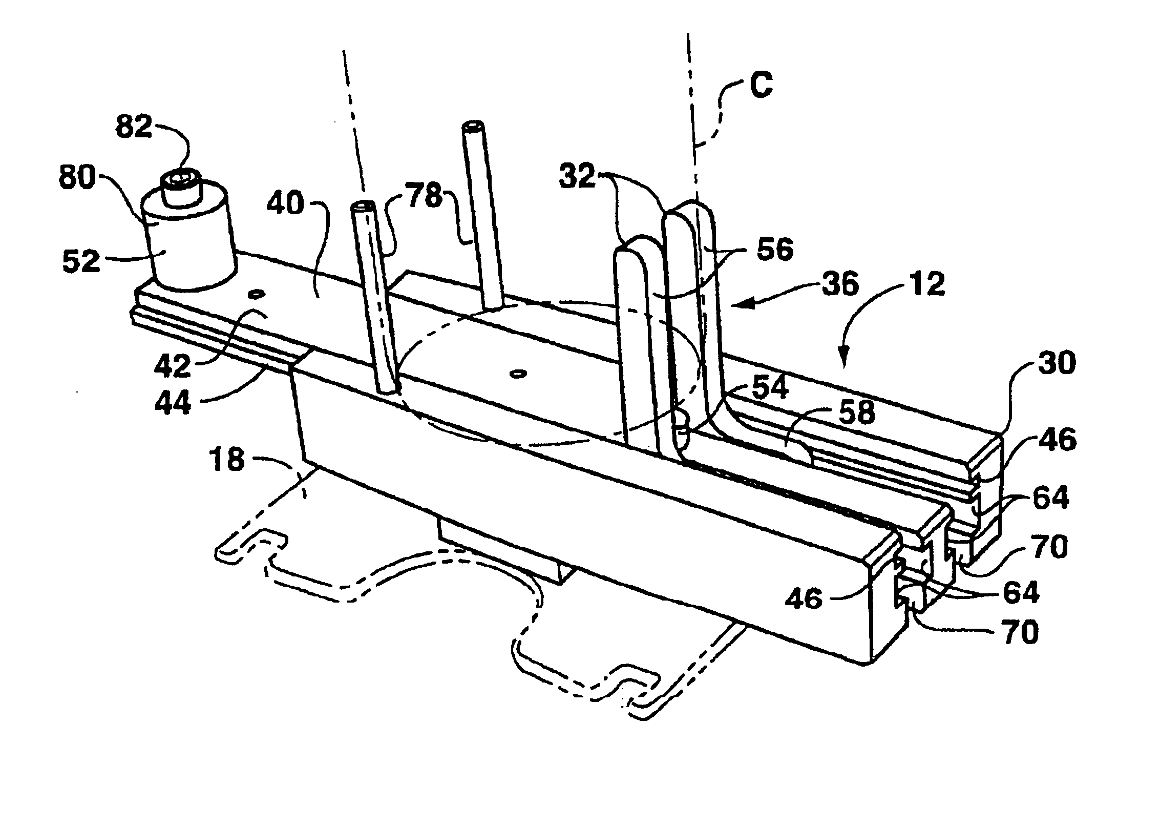 Conveyor with movable gripper and related conveyor link