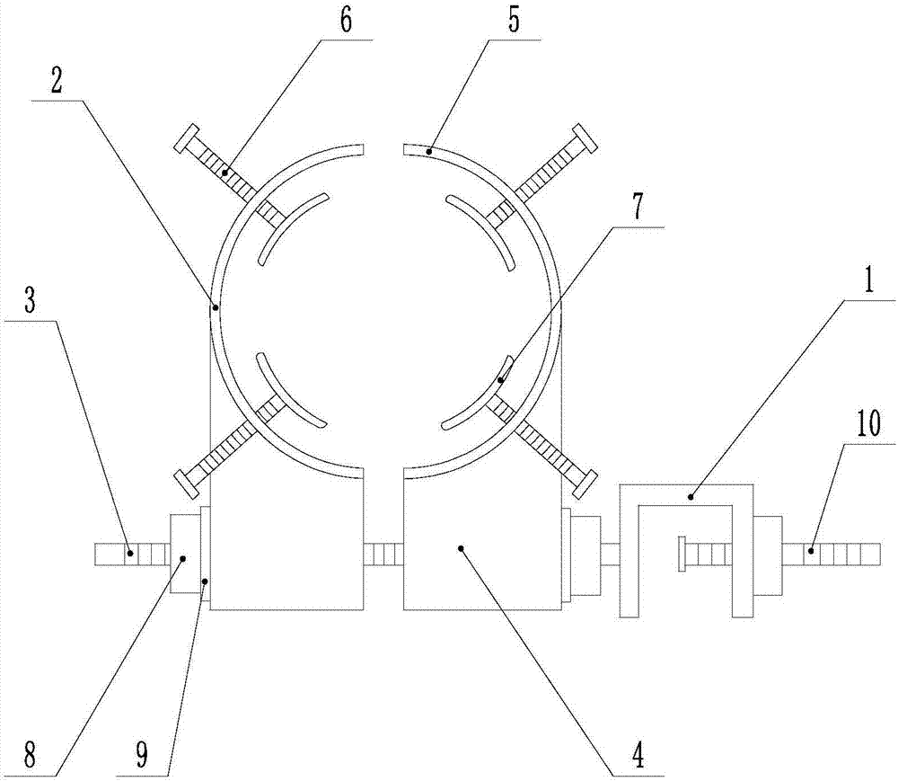 Hoop type feeder clamp facilitating pipe diameter adjusting