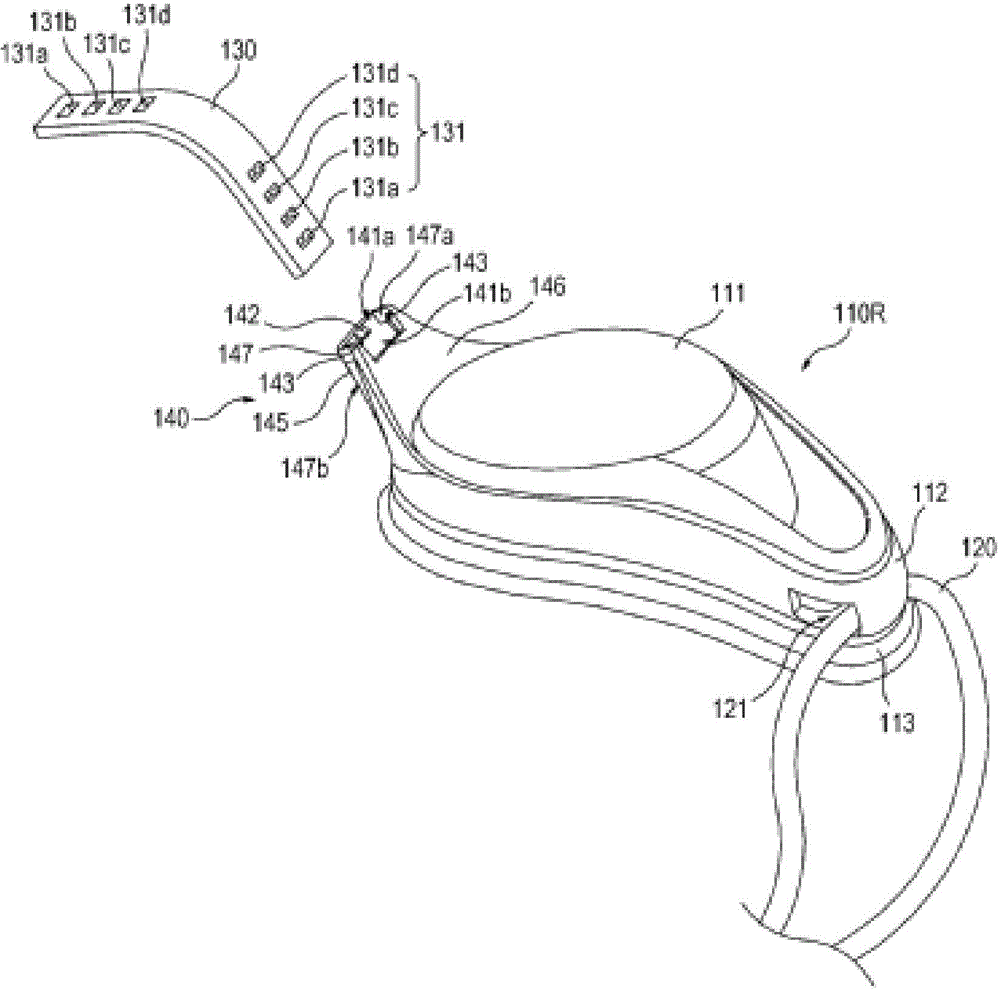 Goggles comprising adjustable nose bridge