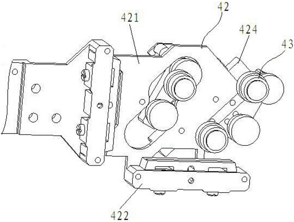 Material loading and unloading device