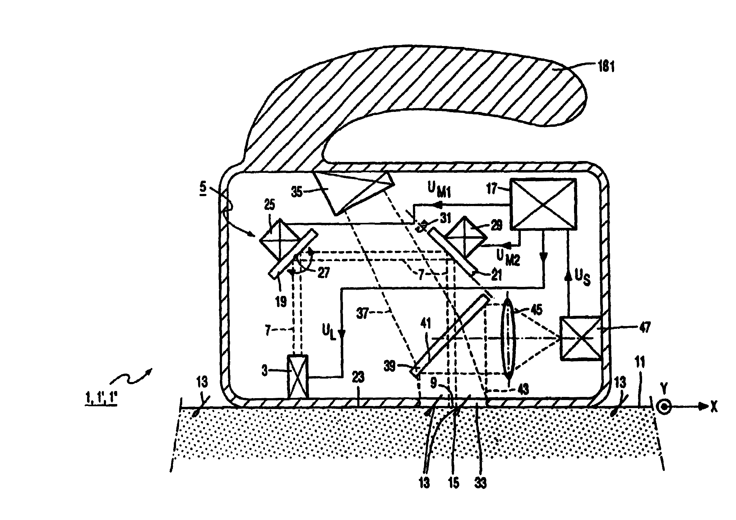 Hair-removing device with a controllable laser source
