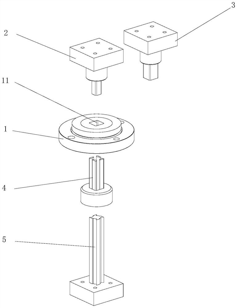 Forming die and forming method for blade with multi-powder structure in circumferential direction