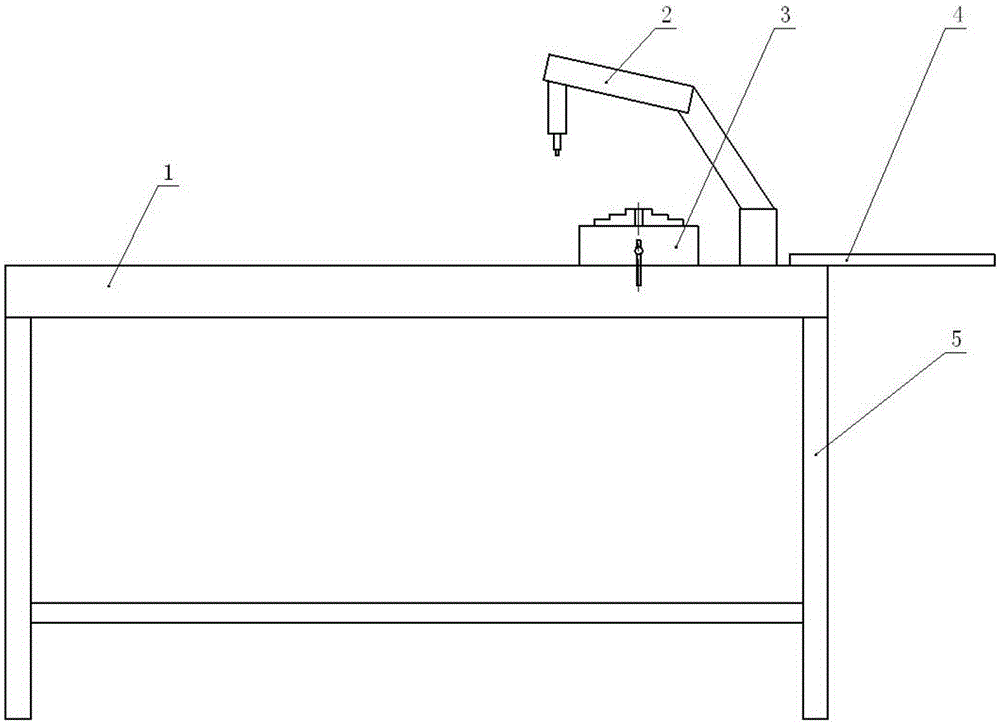 Tapping fixture with screw tap storage function