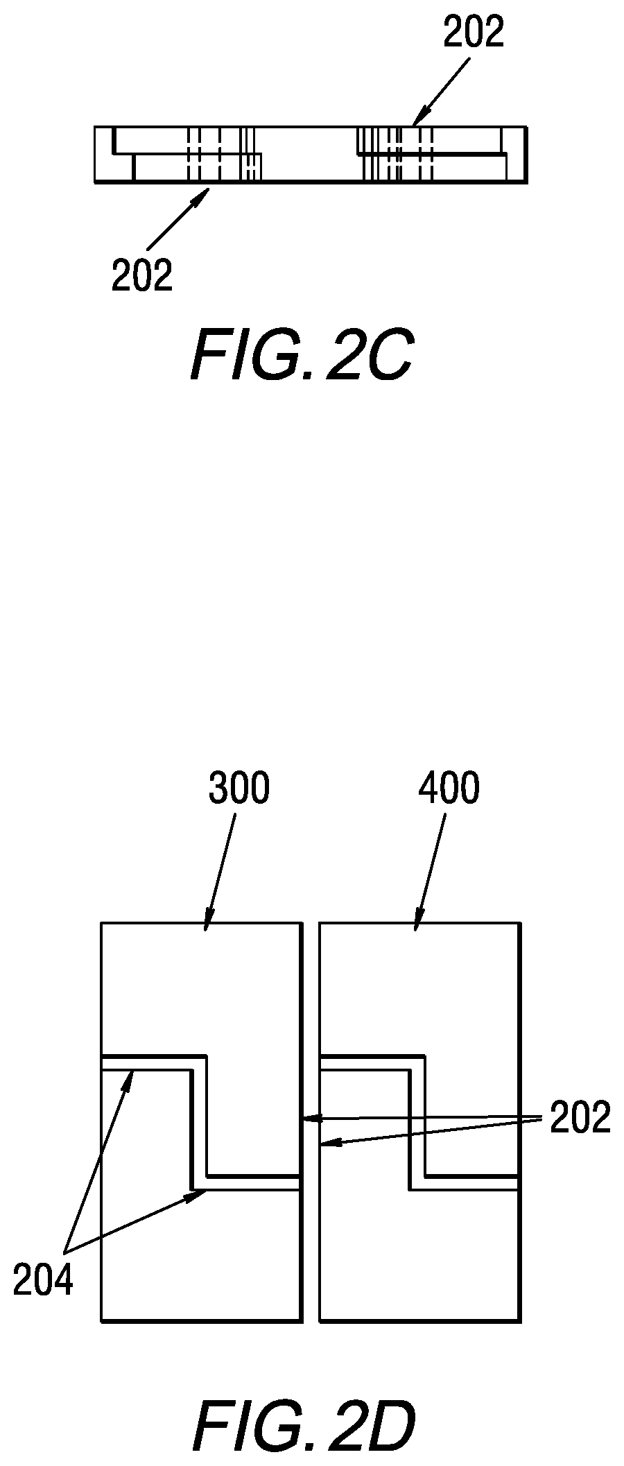 Surgical clip for simultaneous bleeding control of a blood vessel and cutting