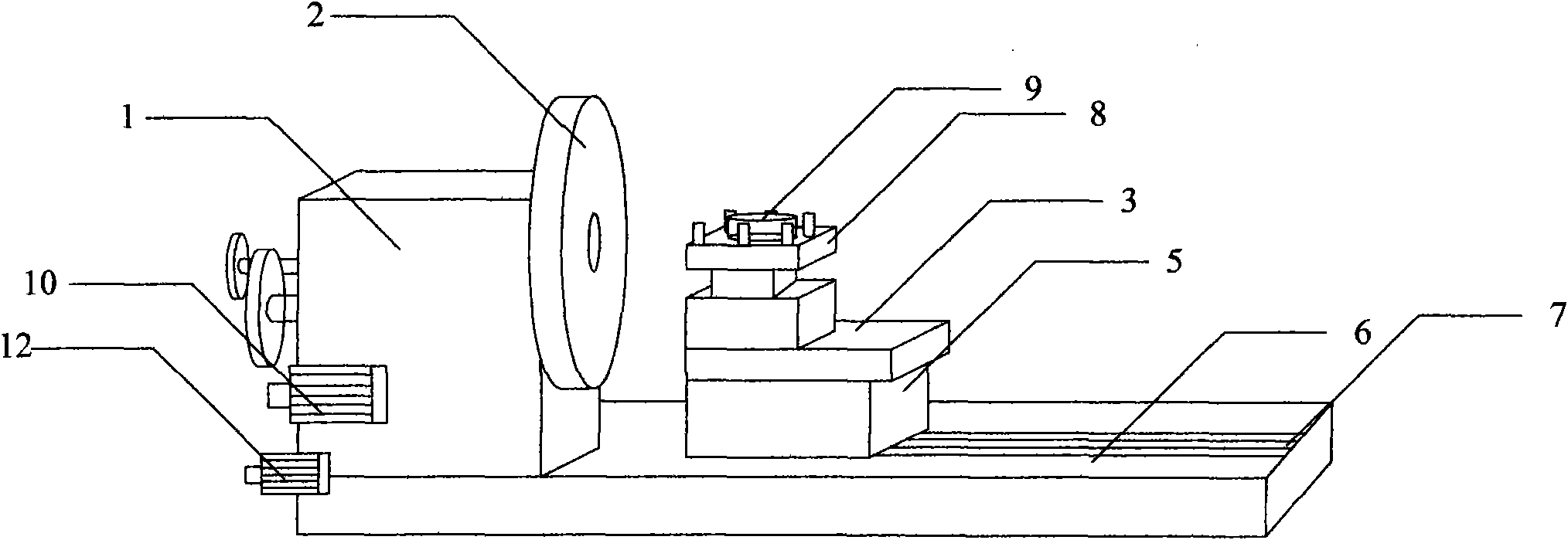 Large numerical control machine tool with quenching speed-regulating self-centering linkage function