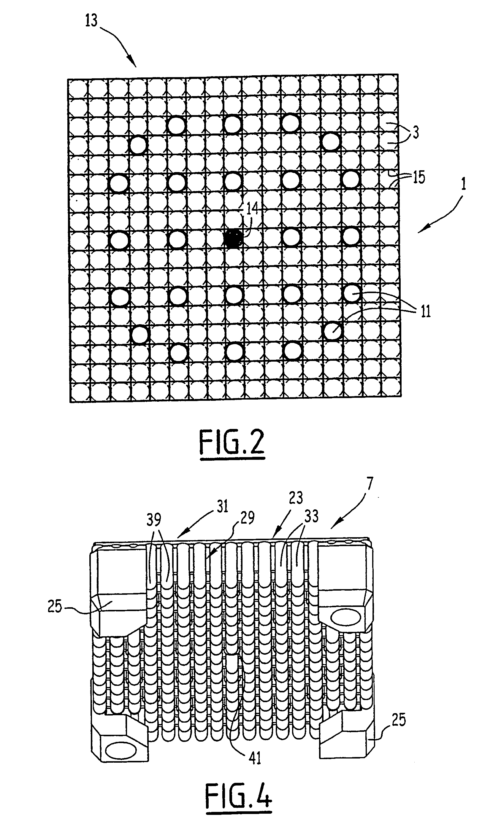 Terminal end-piece for a fuel assembly having a nose for orienting the flow of coolant fluid and corresponding assembly