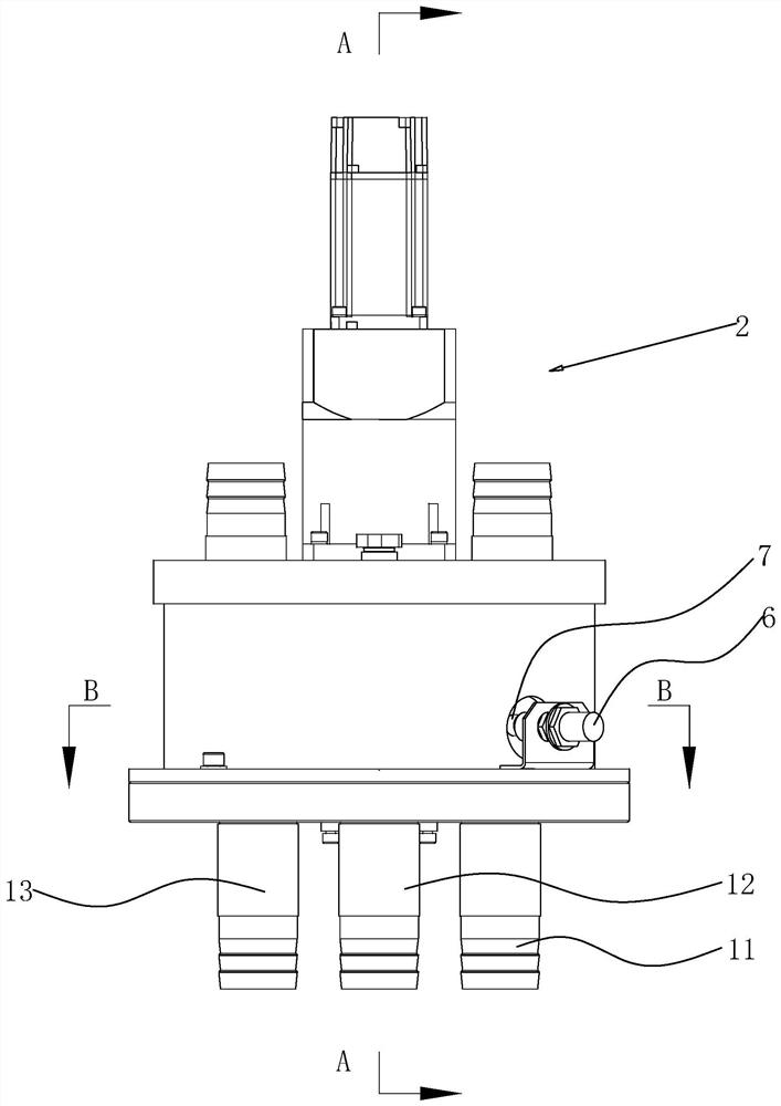 Multi-channel airflow switching device for medical molecular sieve oxygen generation system