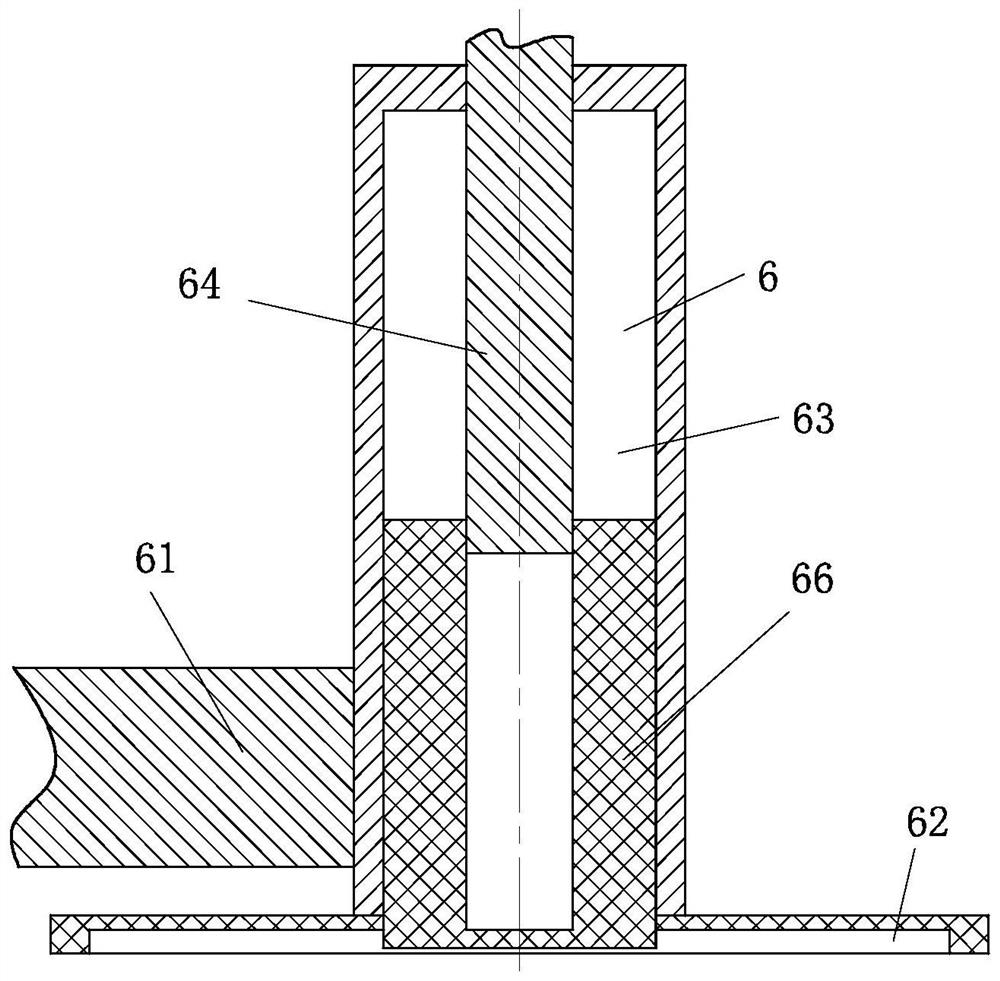 Kitchen tableware water filtering device convenient to install and fix