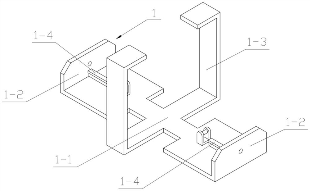 An adjustable injection mold