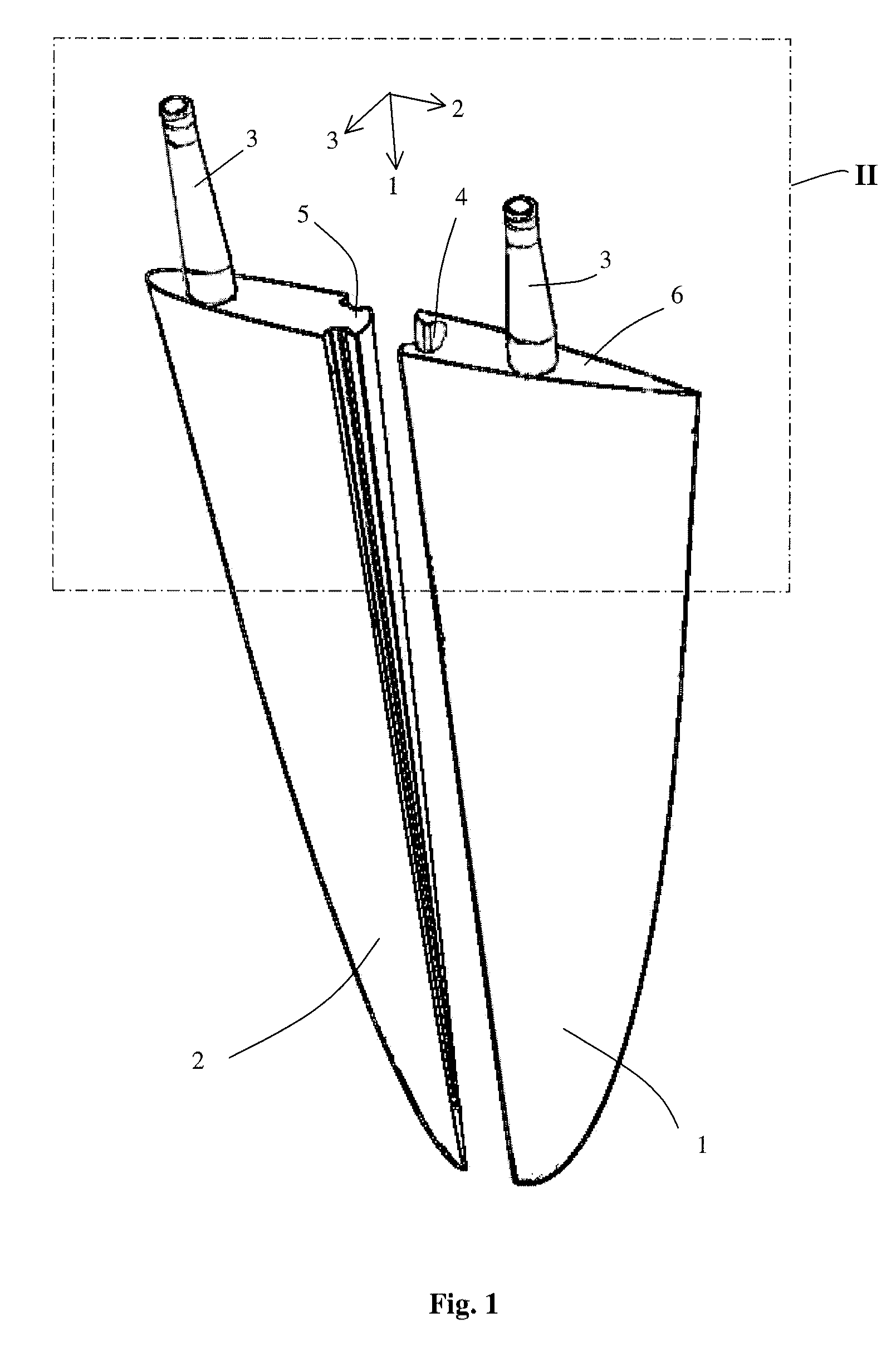 Dynamic fin comprising coupled fin sections