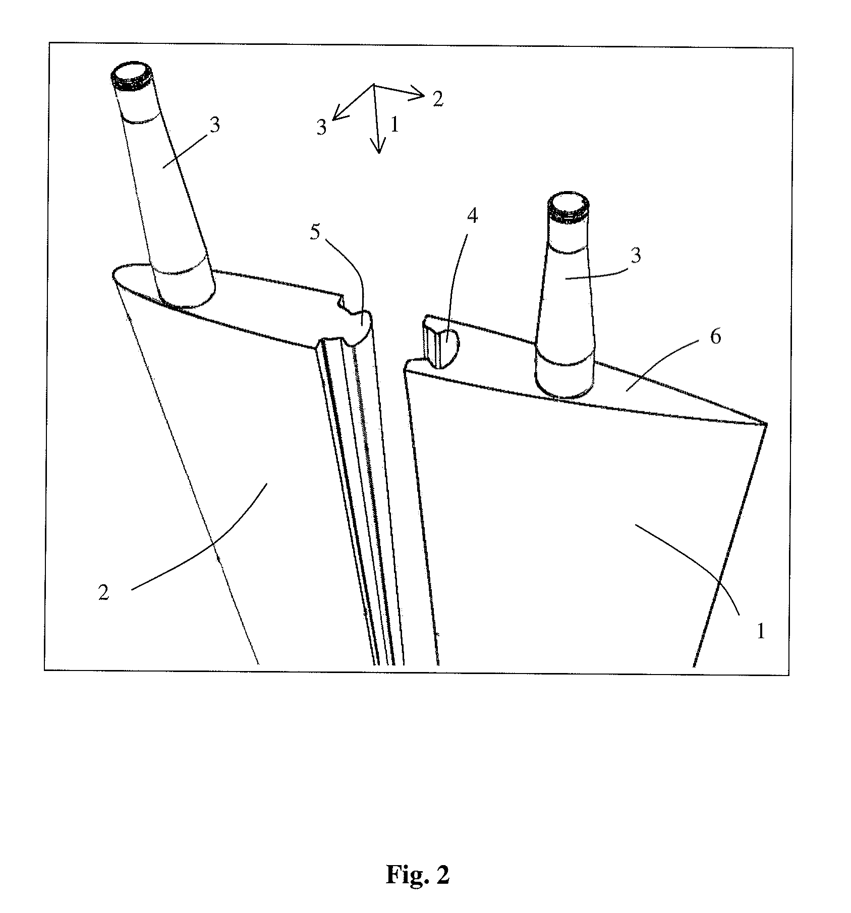 Dynamic fin comprising coupled fin sections