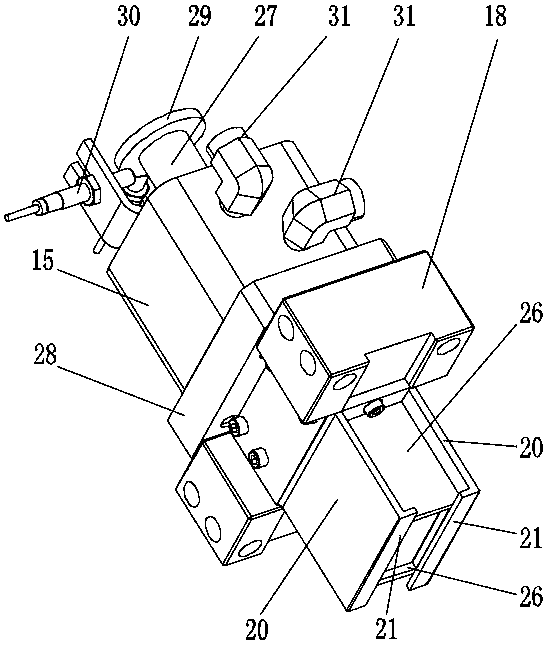 Crossbeam clamping mechanism used for heavy-duty crossbeam-elevating gantry machine tool