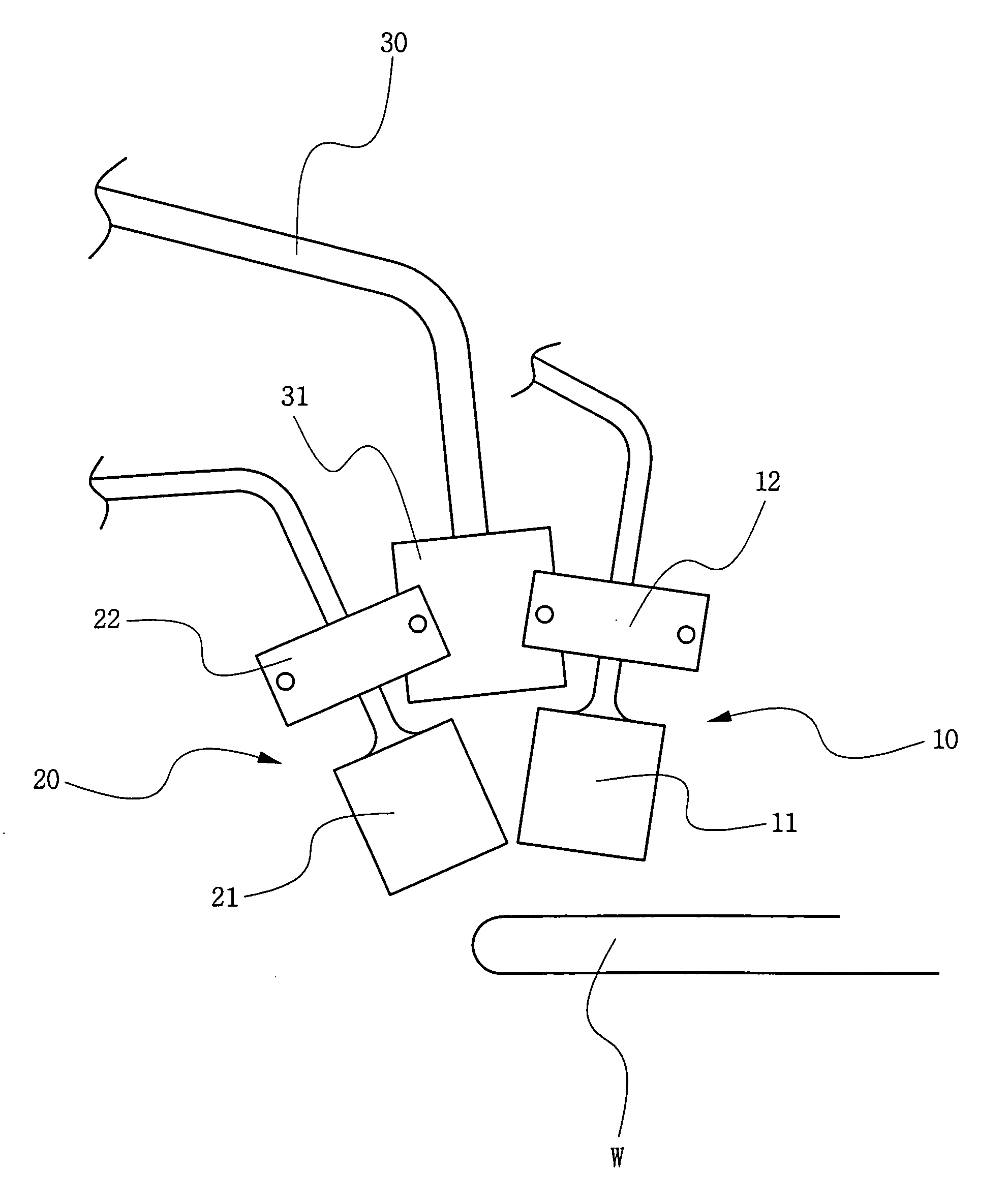 Nozzle apparatus for stripping edge bead of wafer