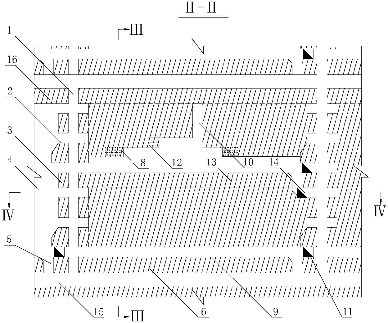 Shallow-hole rock drilling blasting force-electric rake cooperative transportation segmented mine mining method