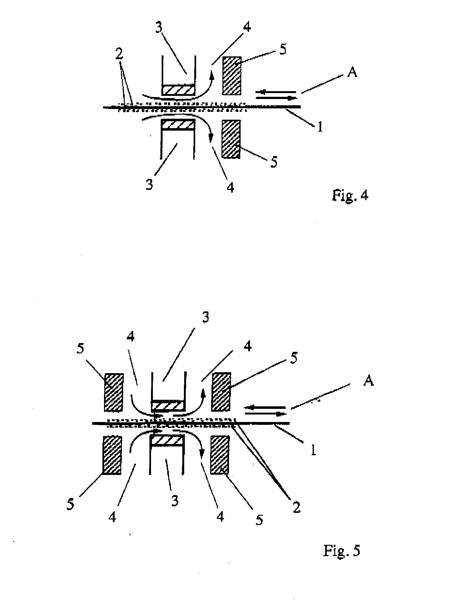 Method And Device For Removing Liquids From The Surface Of A Strip