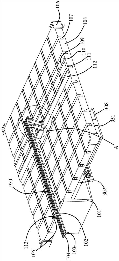 A kind of quilt automatic folding equipment