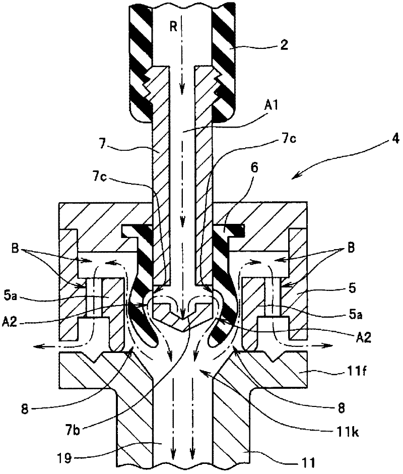 Connector for endoscope cleaning and sterilizing device, and endoscope cleaning and sterilizing device