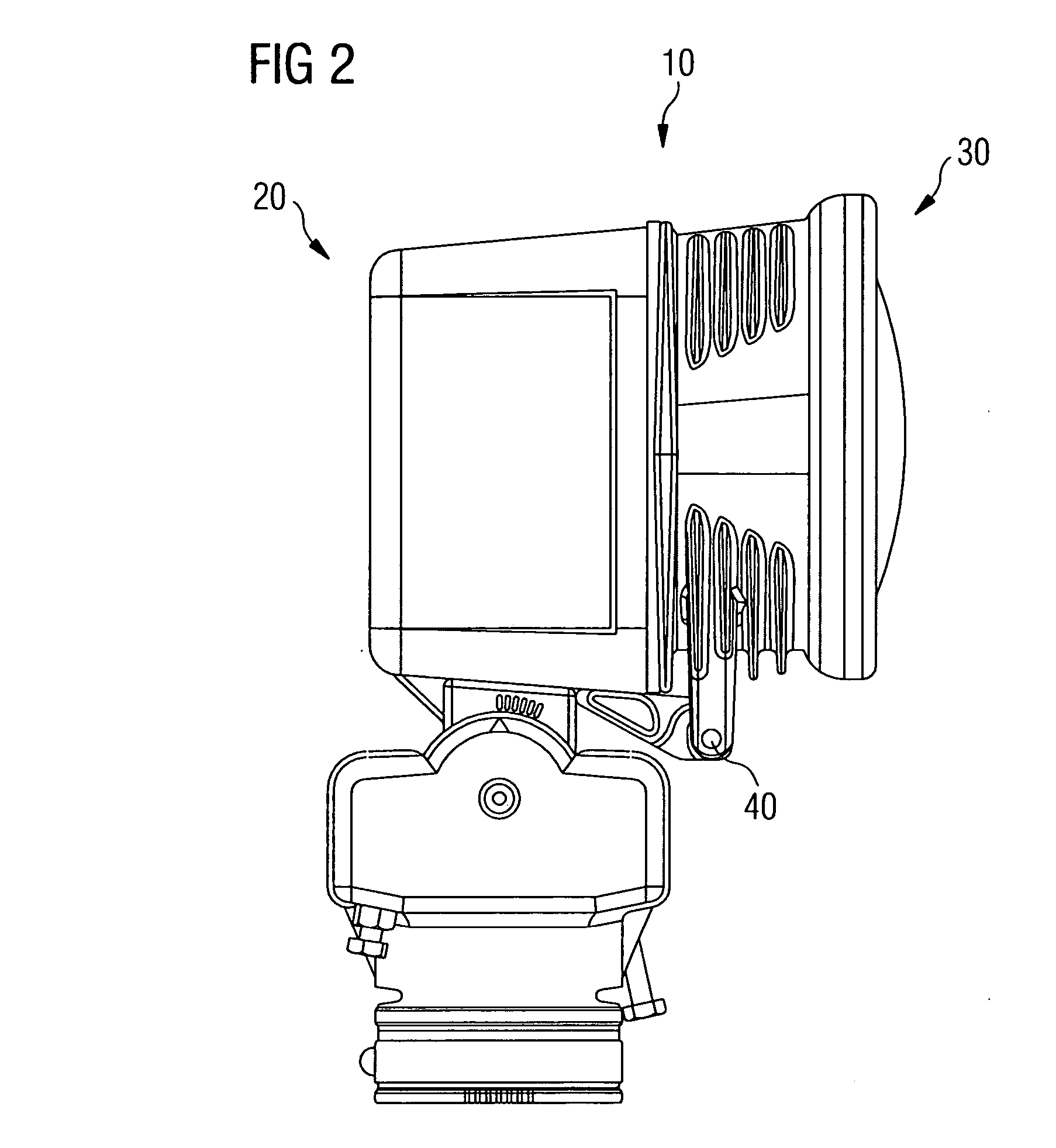 Unidirectional lighting device for illuminating objects and/or for marking lanes, preferably in the airport area