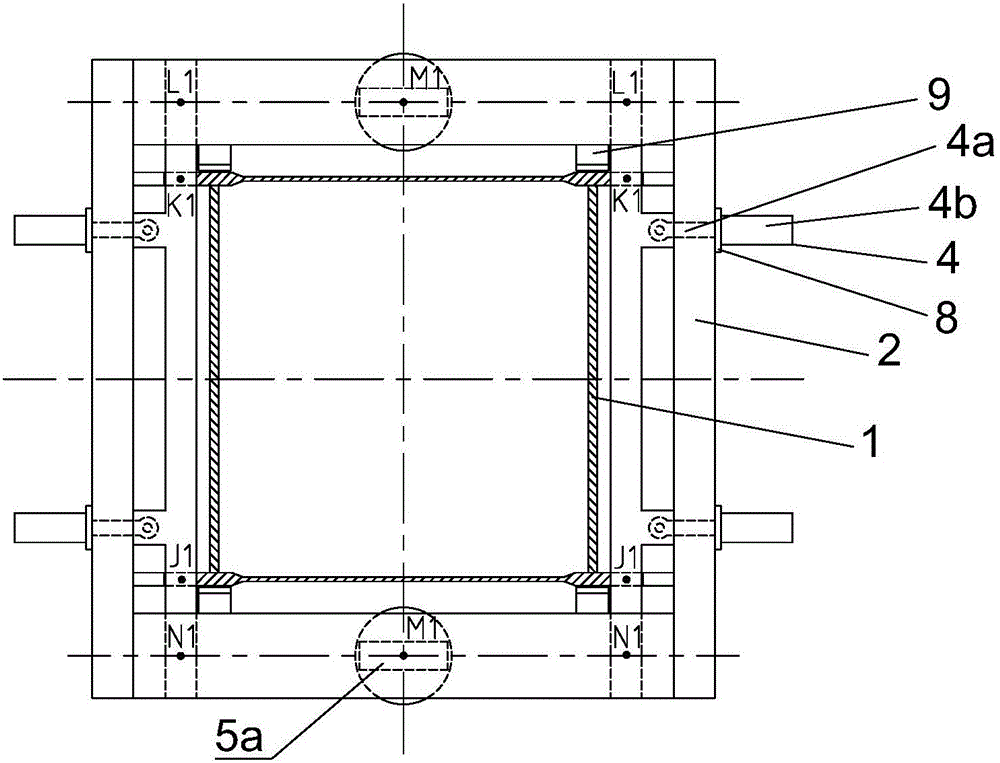 Step-type hydraulic bolt lifting mechanism