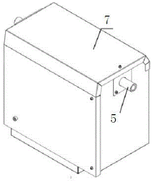 A heliostat transmission system capable of improving transmission precision