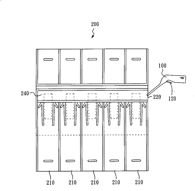 Inflating device for gas packaging bag