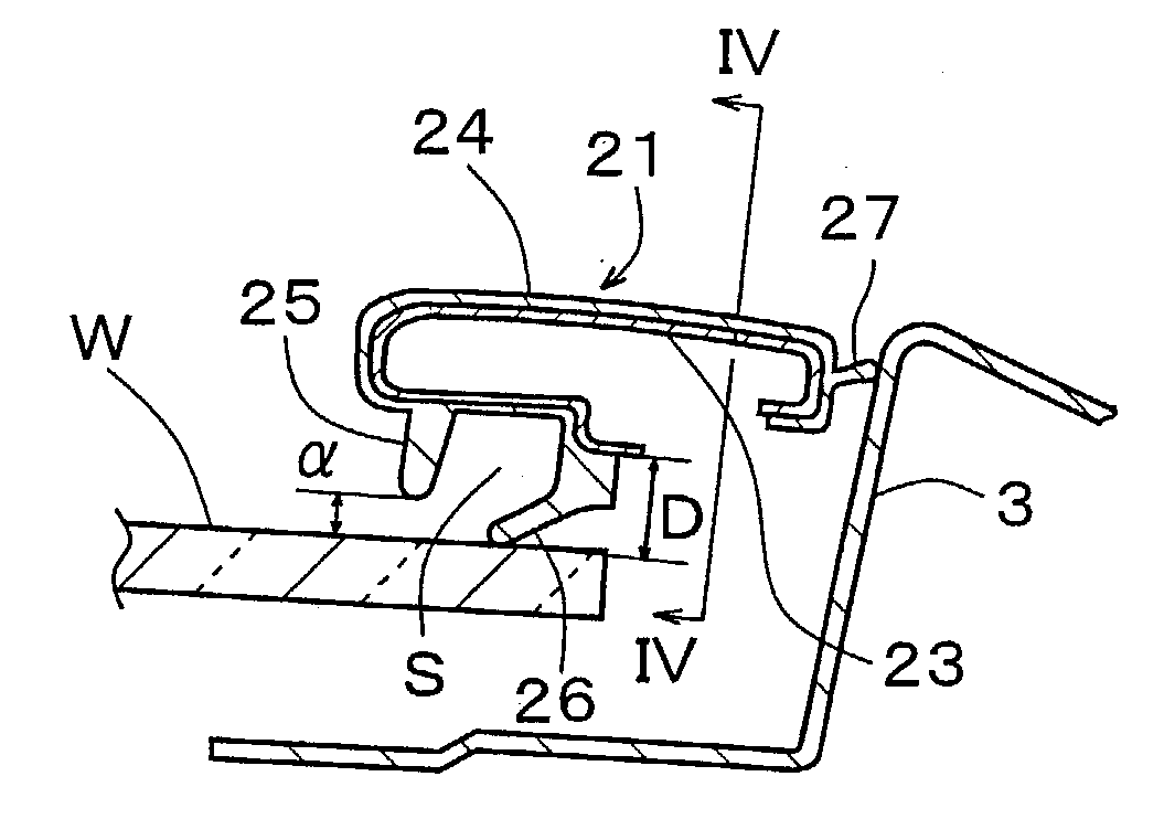Automobile drip molding, mounting construction thereof and method of mounting