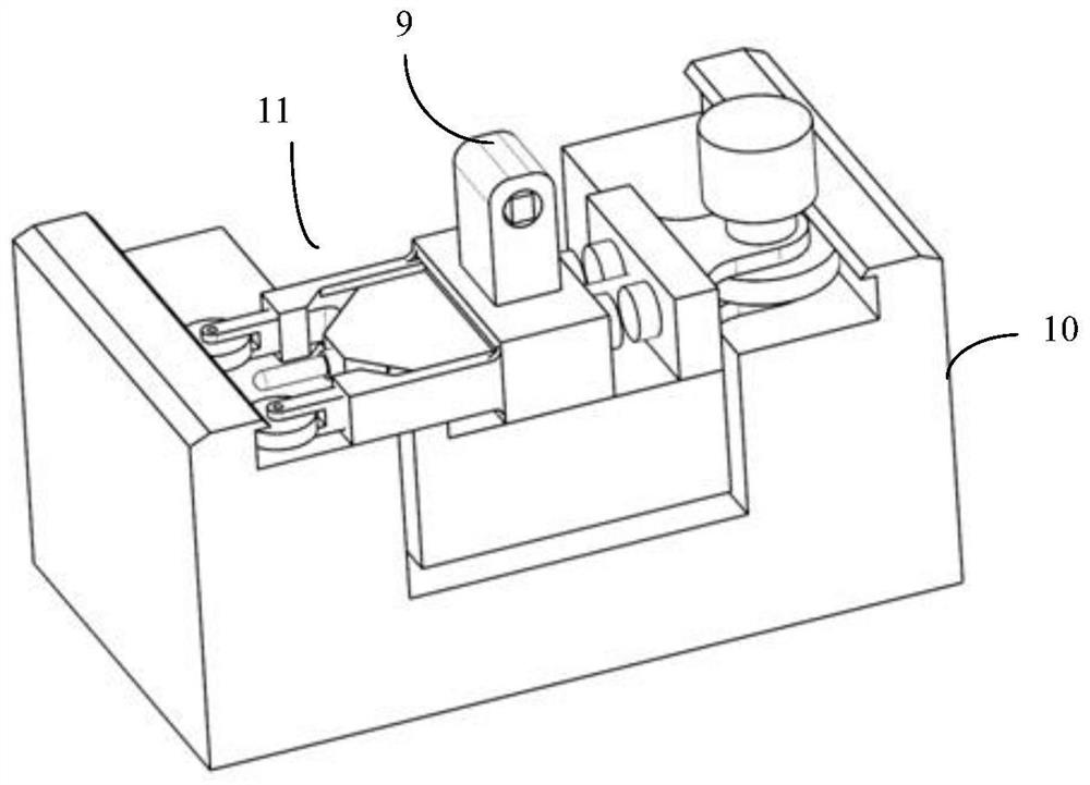 Magnetic self-propelled trolley and guide rail measuring device and method therefor