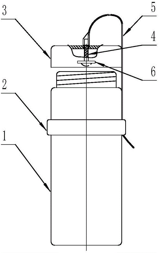 Drinking cup capable of moving cover by single hand