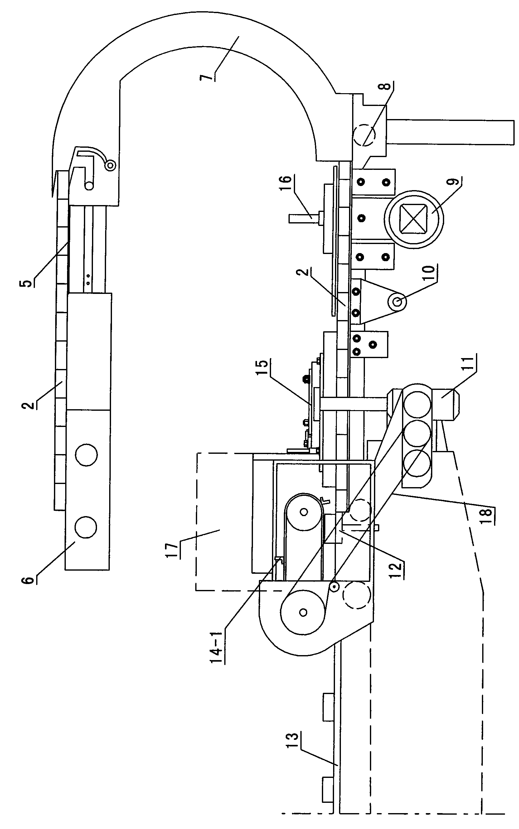 Auxiliary packing machine for cigarette packet transparent paper and cigarette packet conveying system thereof