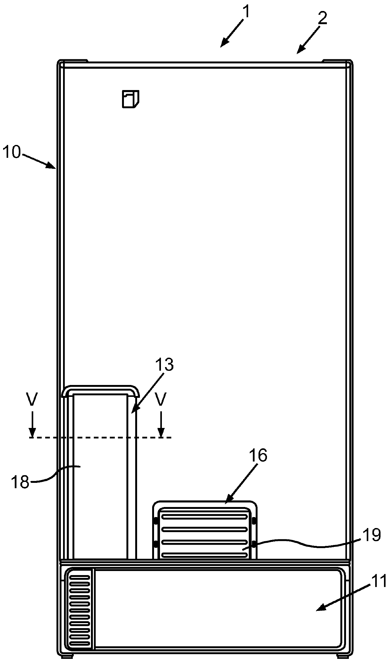 Household appliance having functional module comprising line receptacle and method for assembling the household appliance