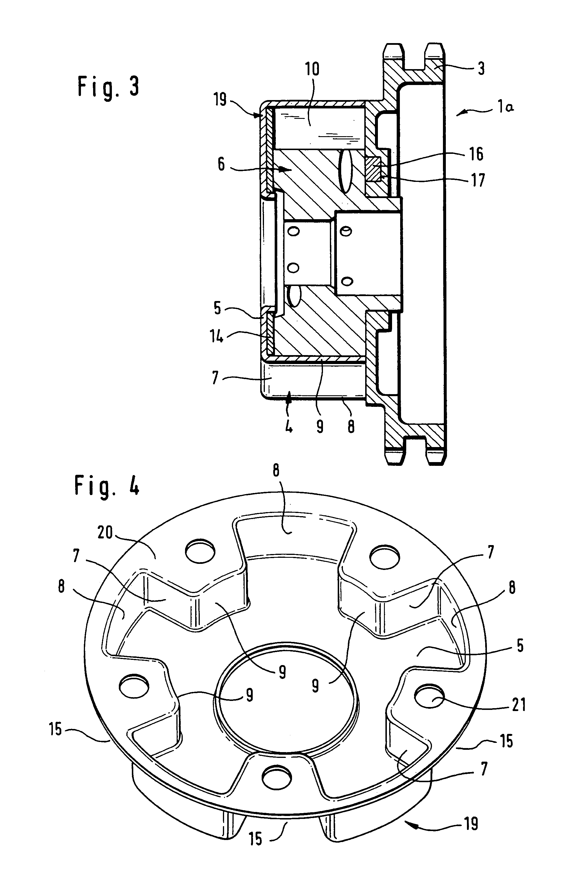 Internal combustion engine with hydraulic device for adjusting the rotation angle of a camshaft in relation to a crankshaft