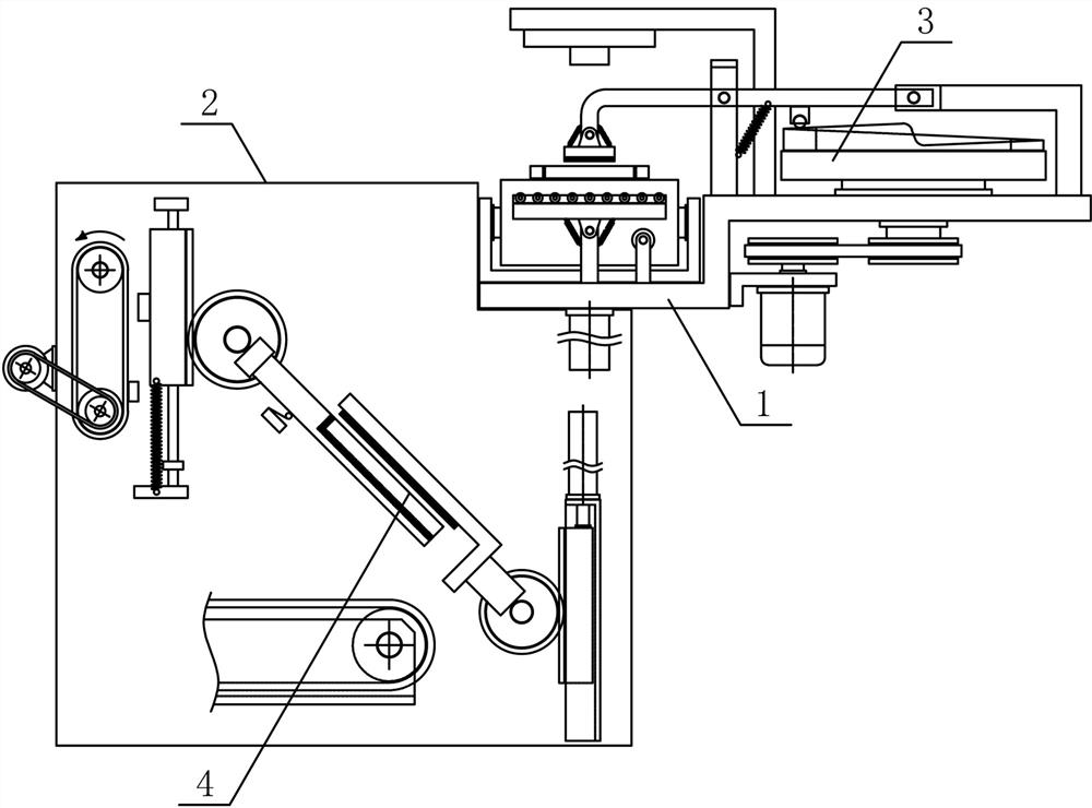 A metal sheet processing and conveying mechanism