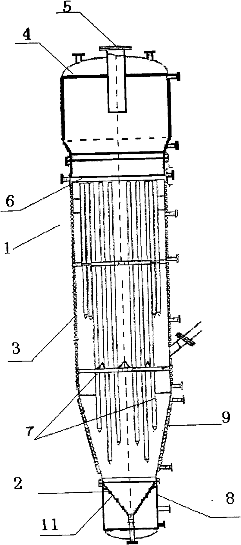 Fluidized bed reactor with wear-resistant gas distributor