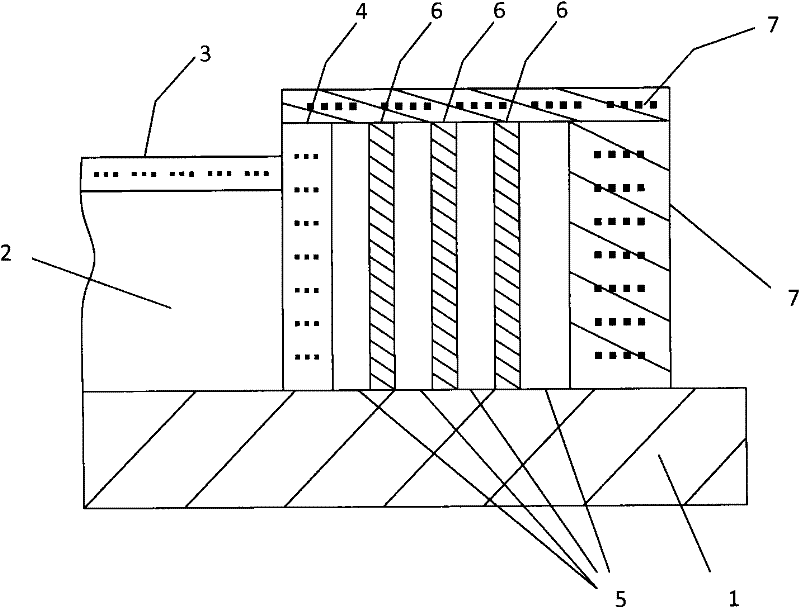Device for insulating side wall of directional solidified steel ingot