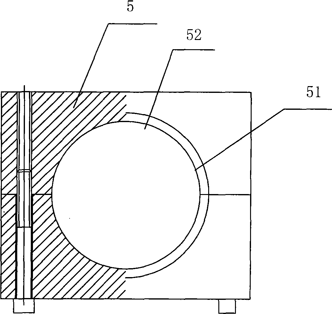Method for assembling inelastic sealed ring and assembling device for implementing the method