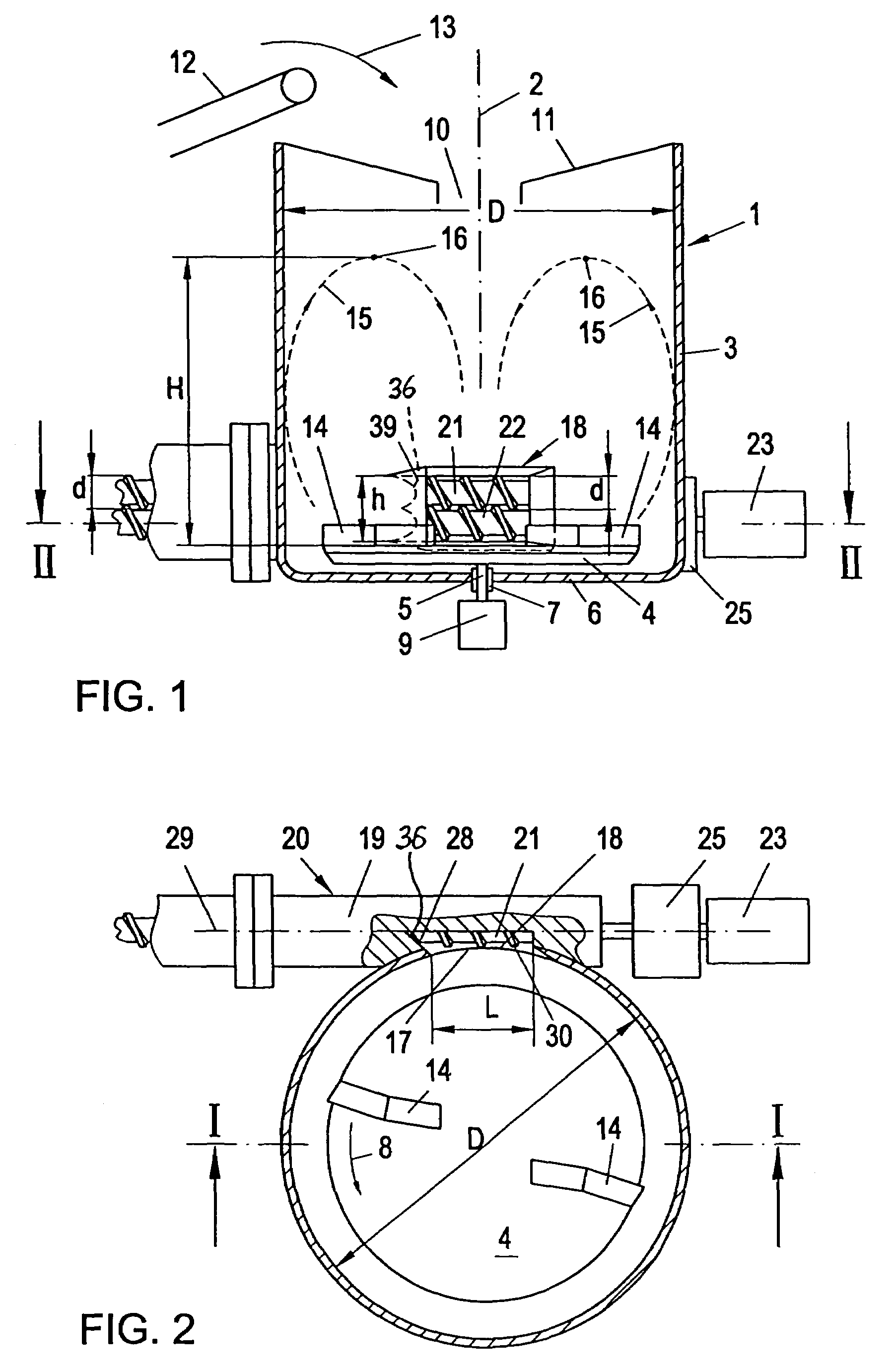 Device for preparation of plastic materials for recycling purposes